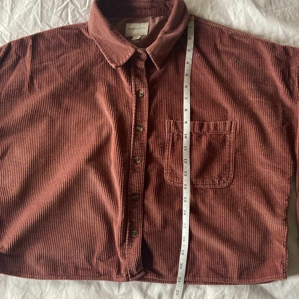 EUC AE Corduroy Cropped Button Up Shirt - Picture 4 of 7